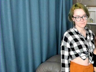 Webcam IsabelAndLexi