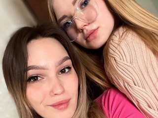 Camshow PhyllisAndJenny